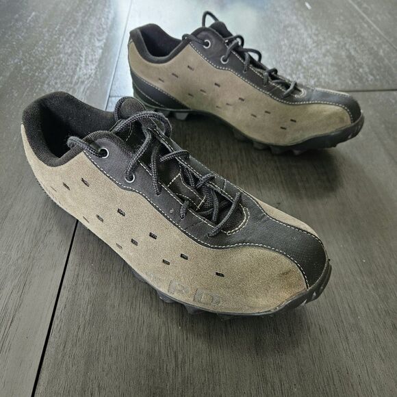 Shimano Other - Shimano SH-MT22 Mens Sz 43 Cycling  Bike SPD Tan Suede Shoes  2 Bolt